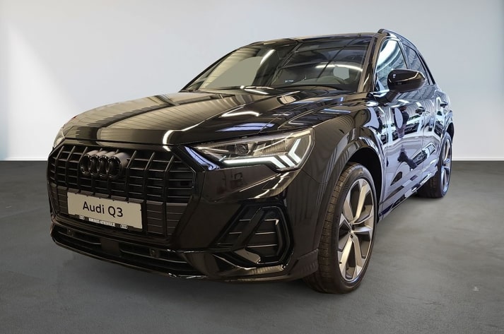 Audi_Q3_UAC688